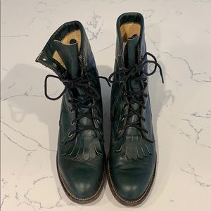 Justin’s lace up boots- 7.5B dark green